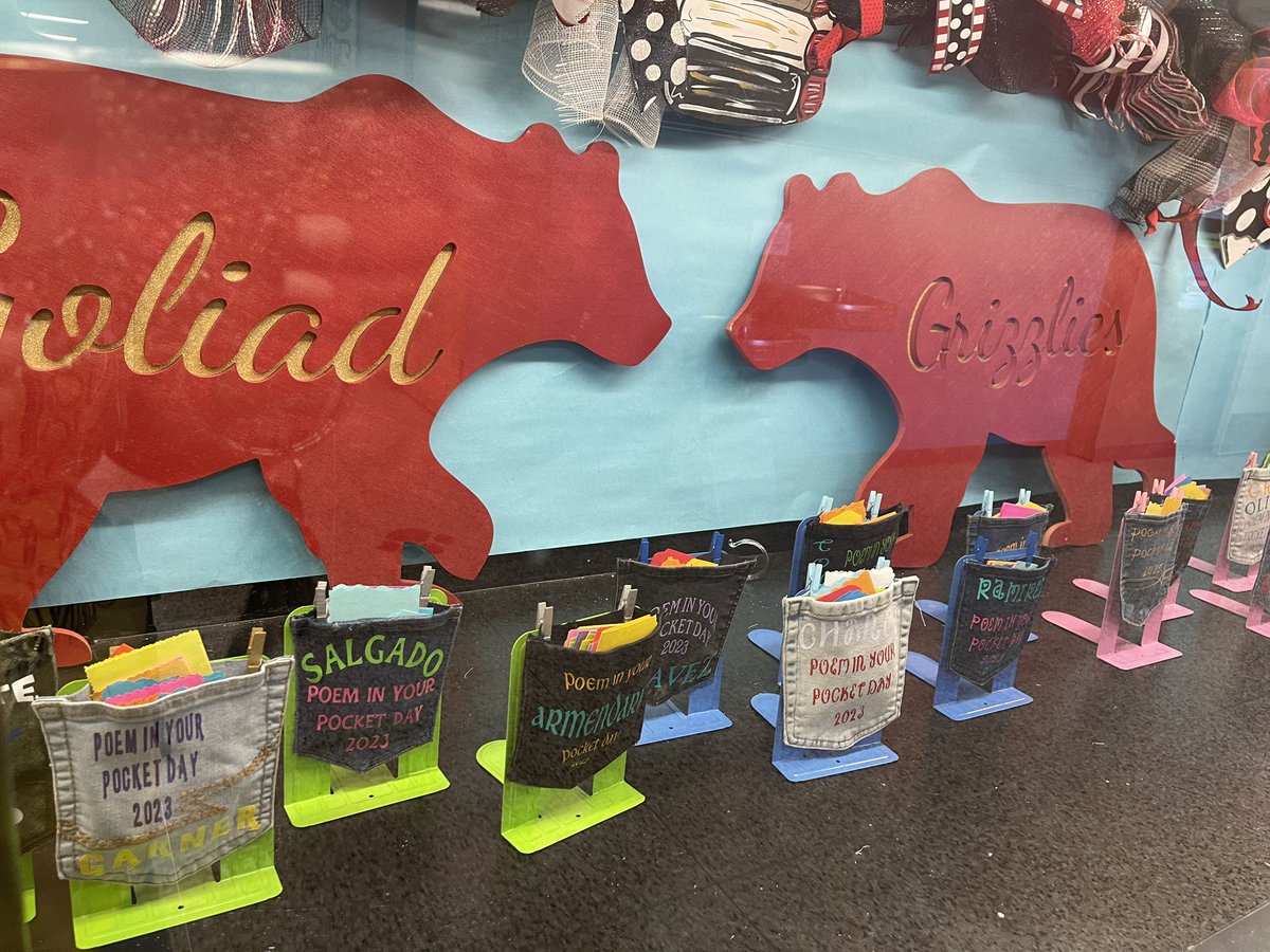 GoliadGrizzlyLibrary tweet media