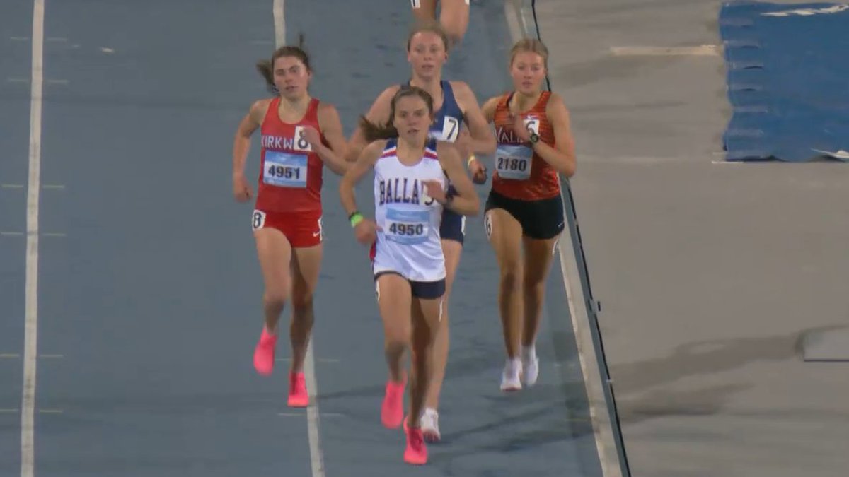 MOTrackFanatic's tweet photo. Josie!!! @kirkwoodtrack Jr JB runs 4:54.33 Mile for 4th in #DrakeRelays Girls Inv Mile! Putting Top-30 nationally, 
Time=4:52.6 1600 for MO#1 and US Top-55! https://t.co/9XzSGTb4iQ