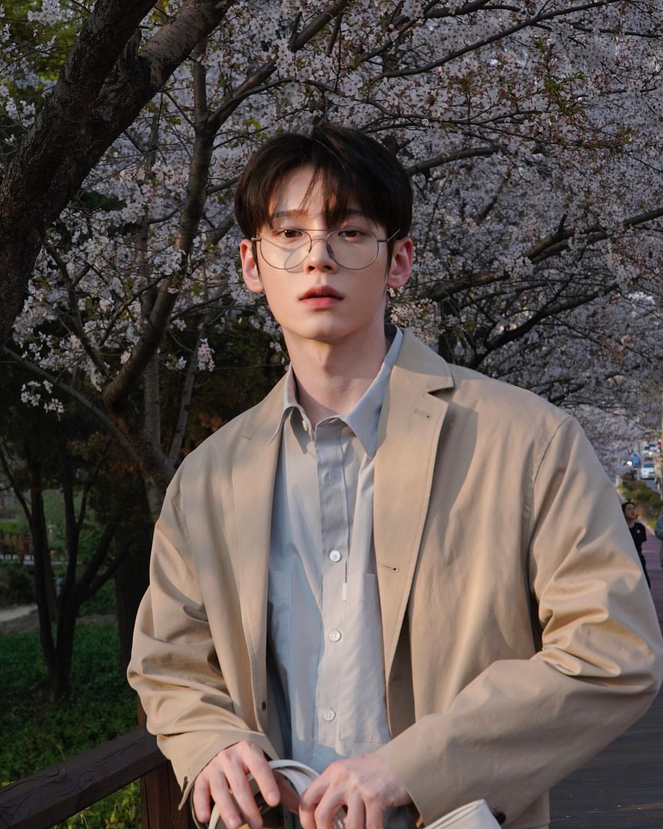 TheSensualHyung's tweet photo. Pretty boy. #CHANGHA #FIRSTLOVEAGAIN #KOREANBL #BOYSLOVE https://t.co/uz27zX9KHD