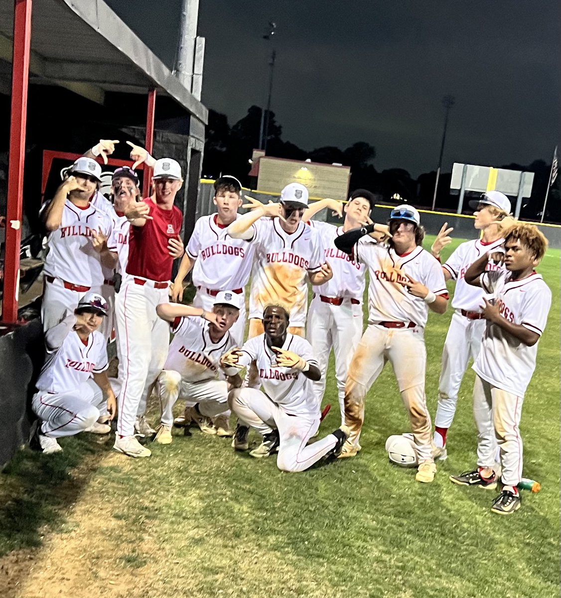 Dawgsportsmed's tweet photo. Nothing like closing out senior night with a W!!!! Thank you seniors for making this year one to remember ๐ซถ๐ป #Playoffs #YeahKid #ALLIN @AHSDawgbaseball @SFAHS_Bulldogs @FBISDAthletics https://t.co/Ps7YtdAesY