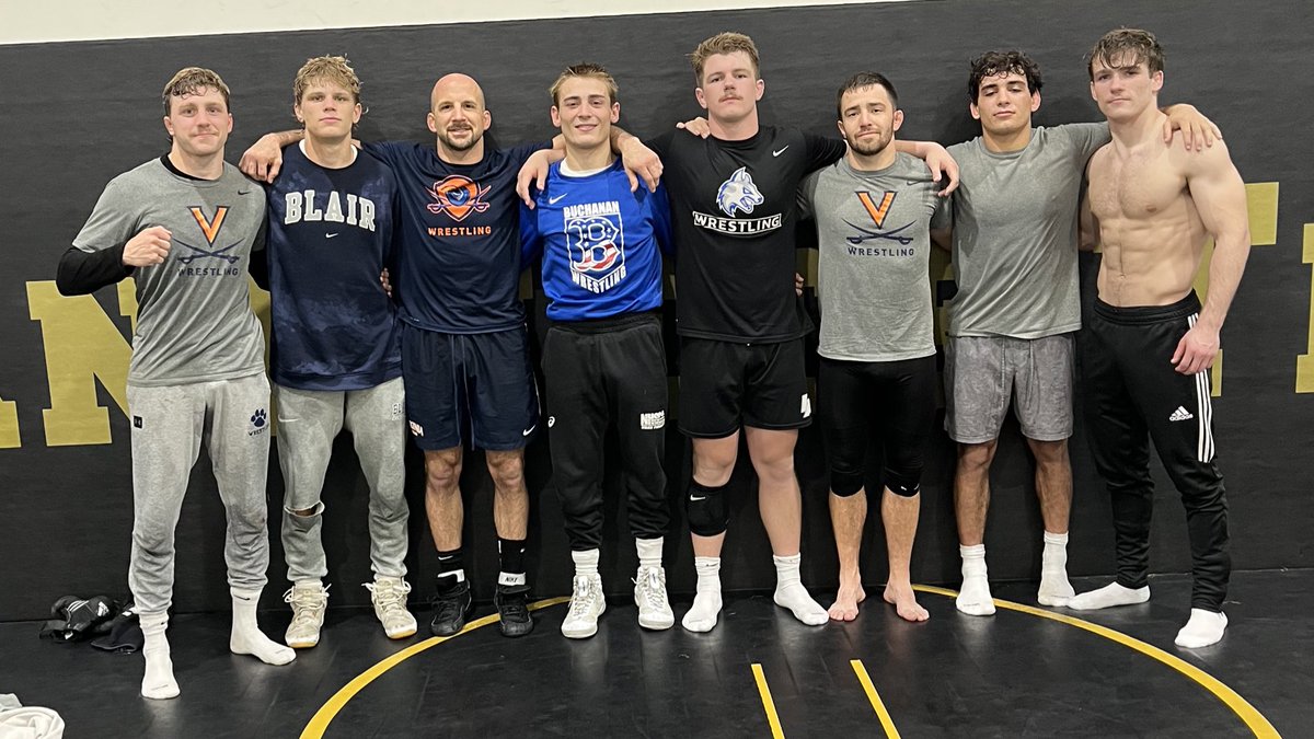 Our crew ready to go when U20 competition begins at the US Open Championships on Saturday.

#GoHoos | #TheVirginiaWay