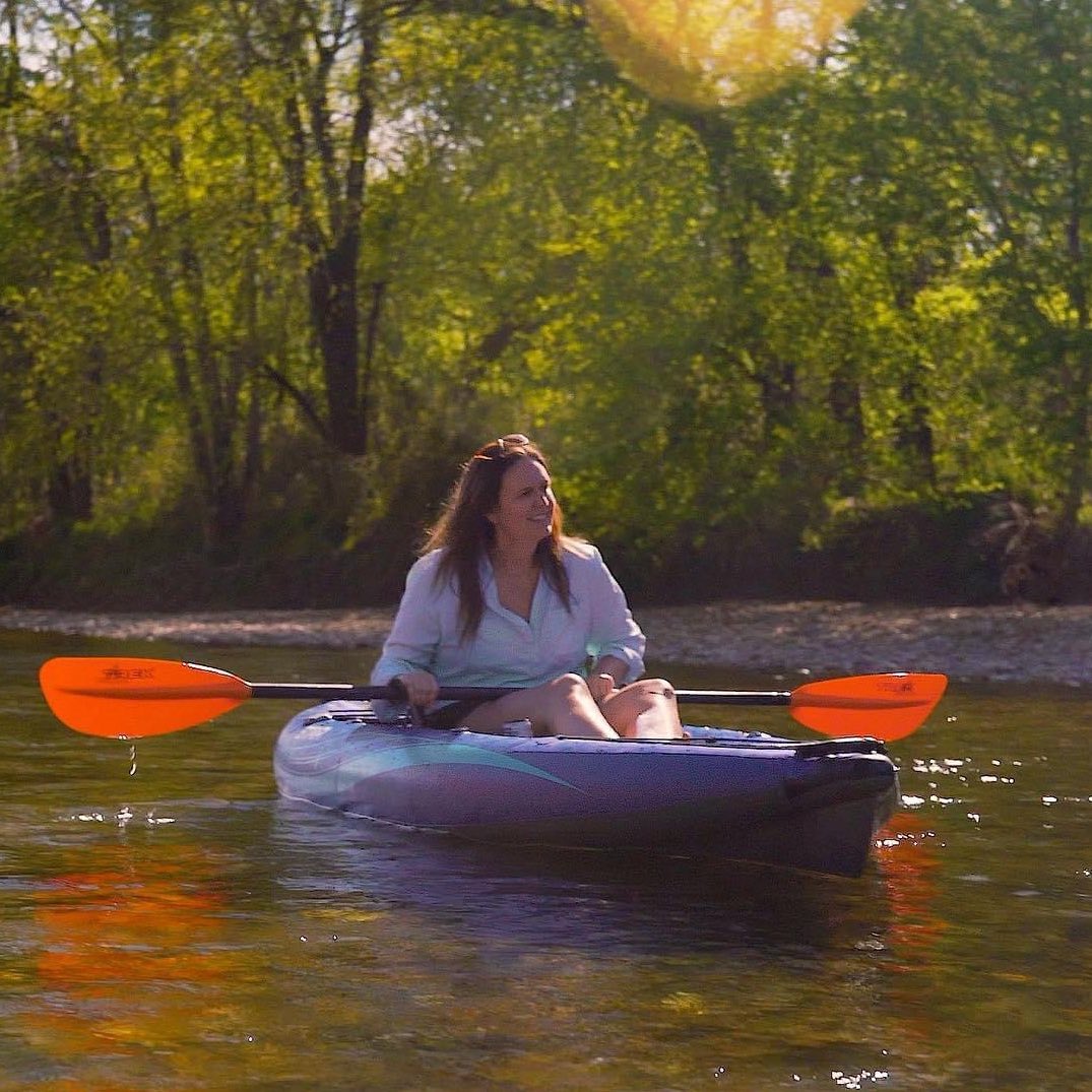 thetrueshelby's tweet photo. Anyone else getting Deliverance vibes from Huckzilla 👀 https://t.co/37lJ7tf4TX