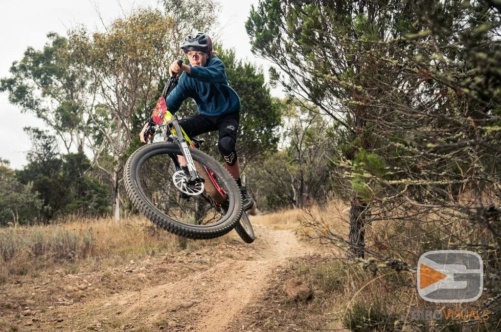 GIROVISUALS's tweet photo. Superflow Superfine / Racers are out on track for day1 of the Rockytrail Superflow.  Cooma trails are in superfine condition and flowing fast. https://t.co/fZ8uWvCqcR https://t.co/xSAlMz79qq