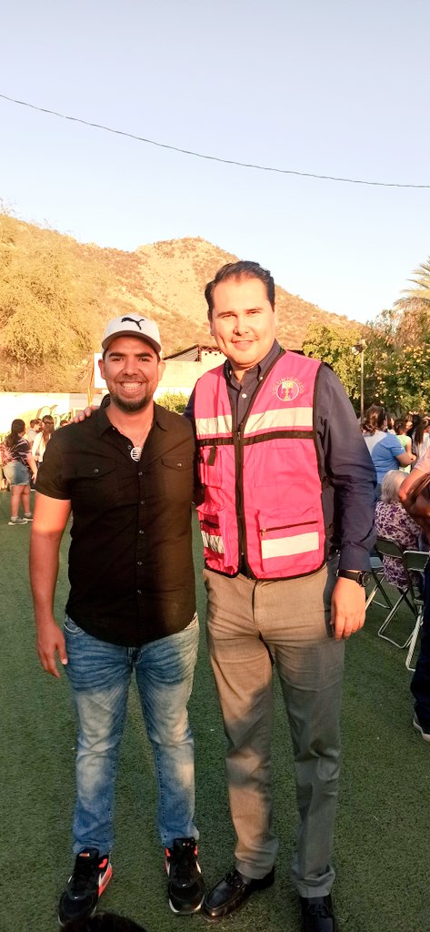 Tato_NK's tweet photo. Regresó a su barrio el secretario de gobernación. Sociedad civil y el Voluntario de gobernación festejando a los infantiles en su día, gran tiempo familiar , gracias @AdolfoSalazar_  @AlfonsoDurazo @barajastorres15 @AmoryConviccion @elmemonoriega https://t.co/q3PHUxUtSa