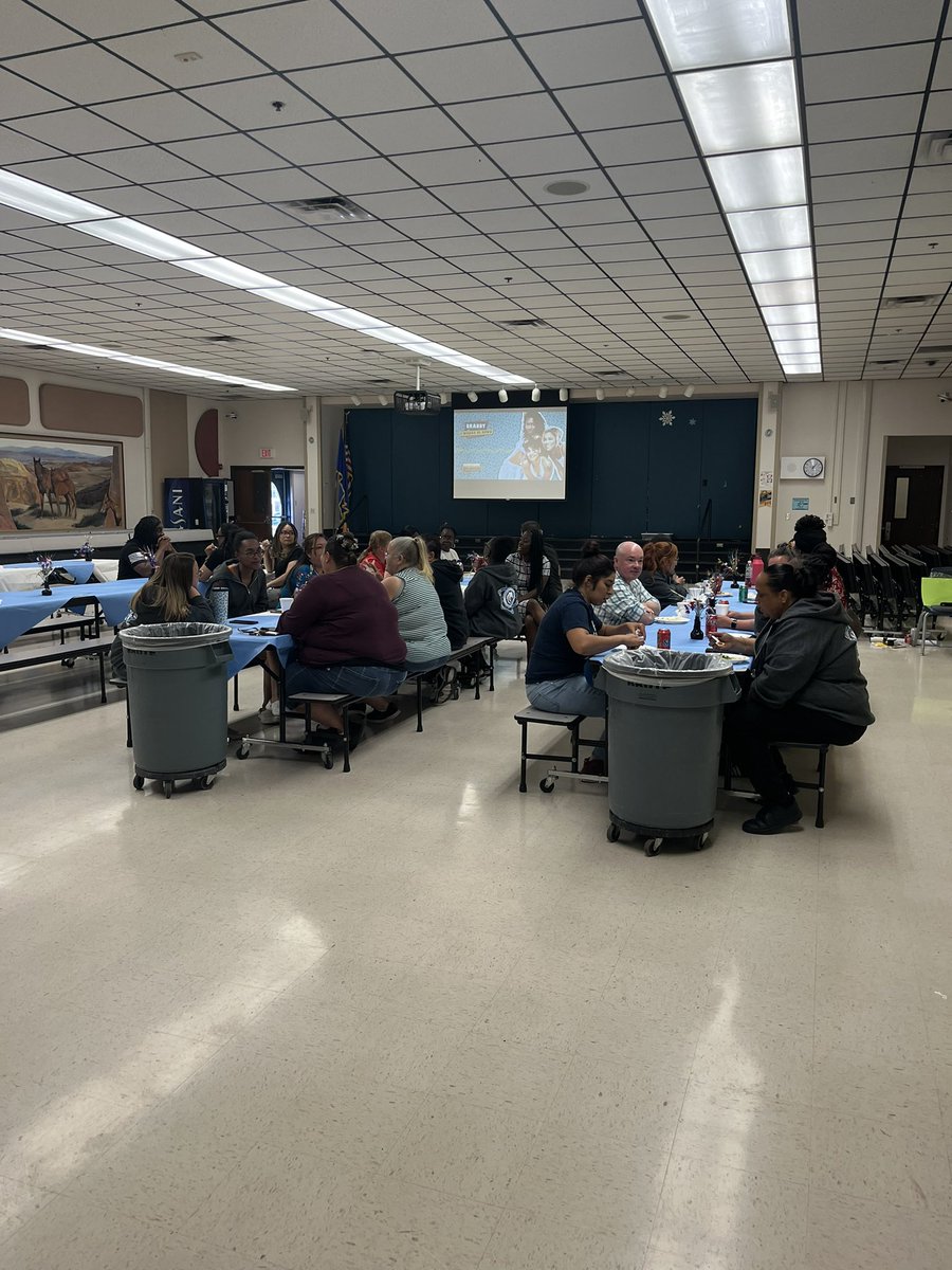 ColtsCunningham's tweet photo. Today on our professional learning day, I want to take a moment to recognize the incredible dedication and hard work of the staff at our elementary school. Thank you for all that you do to support our students and ensure their success! #grateful #teamwork @ClarkCountySch https://t.co/xhgARq8LxP