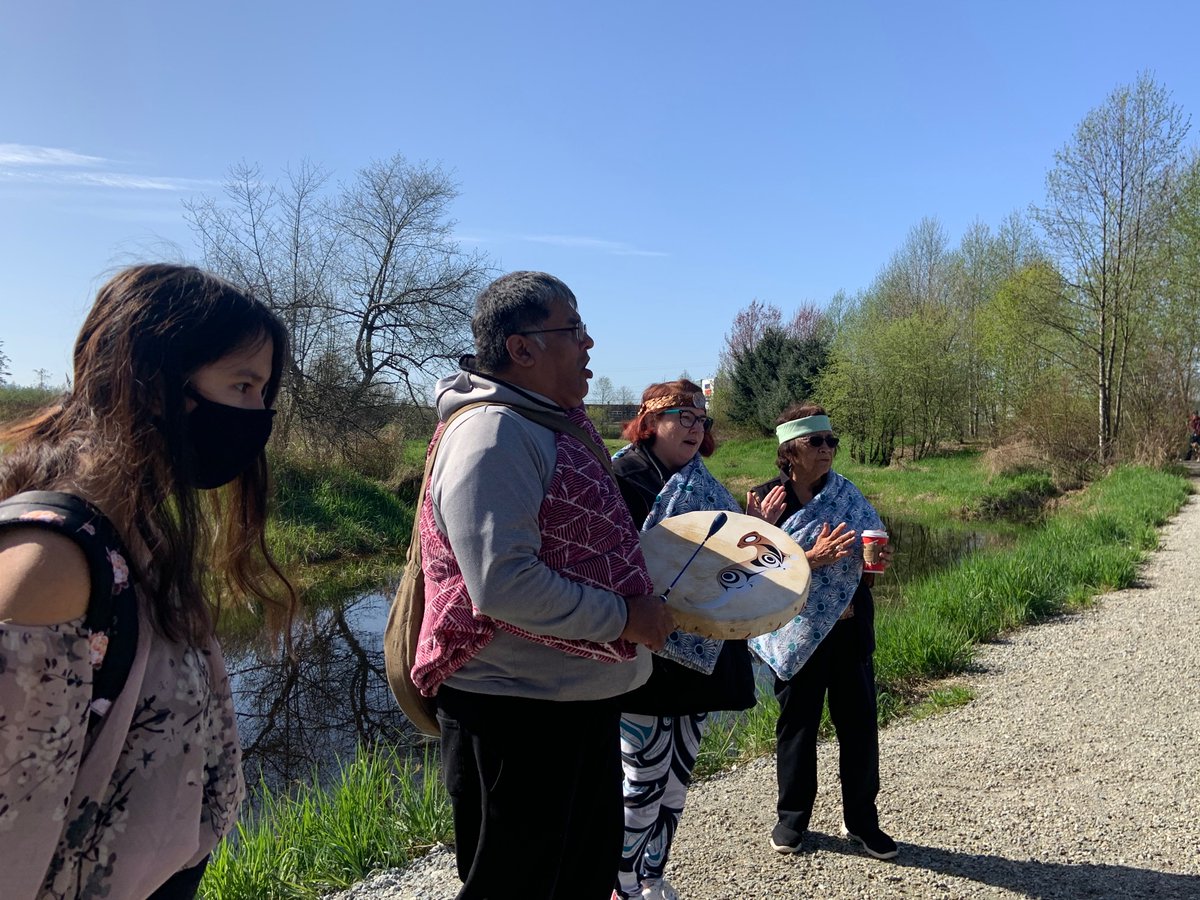 MarlaMarie14's tweet photo. Beautiful salmon release today at the Silverdale wetlands with Silverdale elementary and Kwantlen First Nations https://t.co/rathQoKNVF