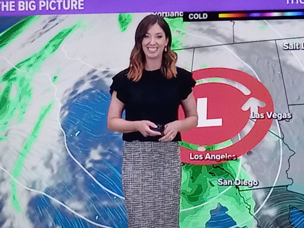 pewilliams58's tweet image. @KerriNews8  Nice seeing you filling in tonight, especially considering that we&apos;re seeing less and less of you on #CBS8 these days.