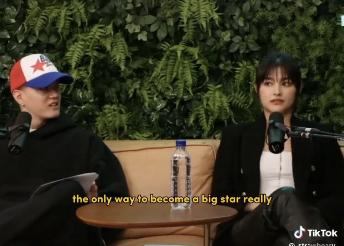 jenniemandukk's tweet photo. The only way to become a big star is to become a love team daw.

Sorry pero????? Angel Locsin? Anne Curtis? Maja? Jodi S? Kahit nga si 0tin G??!!!! 

Well yung iba, magsstart for a while as love team pero nakaka alis naman sila sa love team kasi… may talent sila??????? 🙄🙃 https://t.co/NBIv9nYRgG