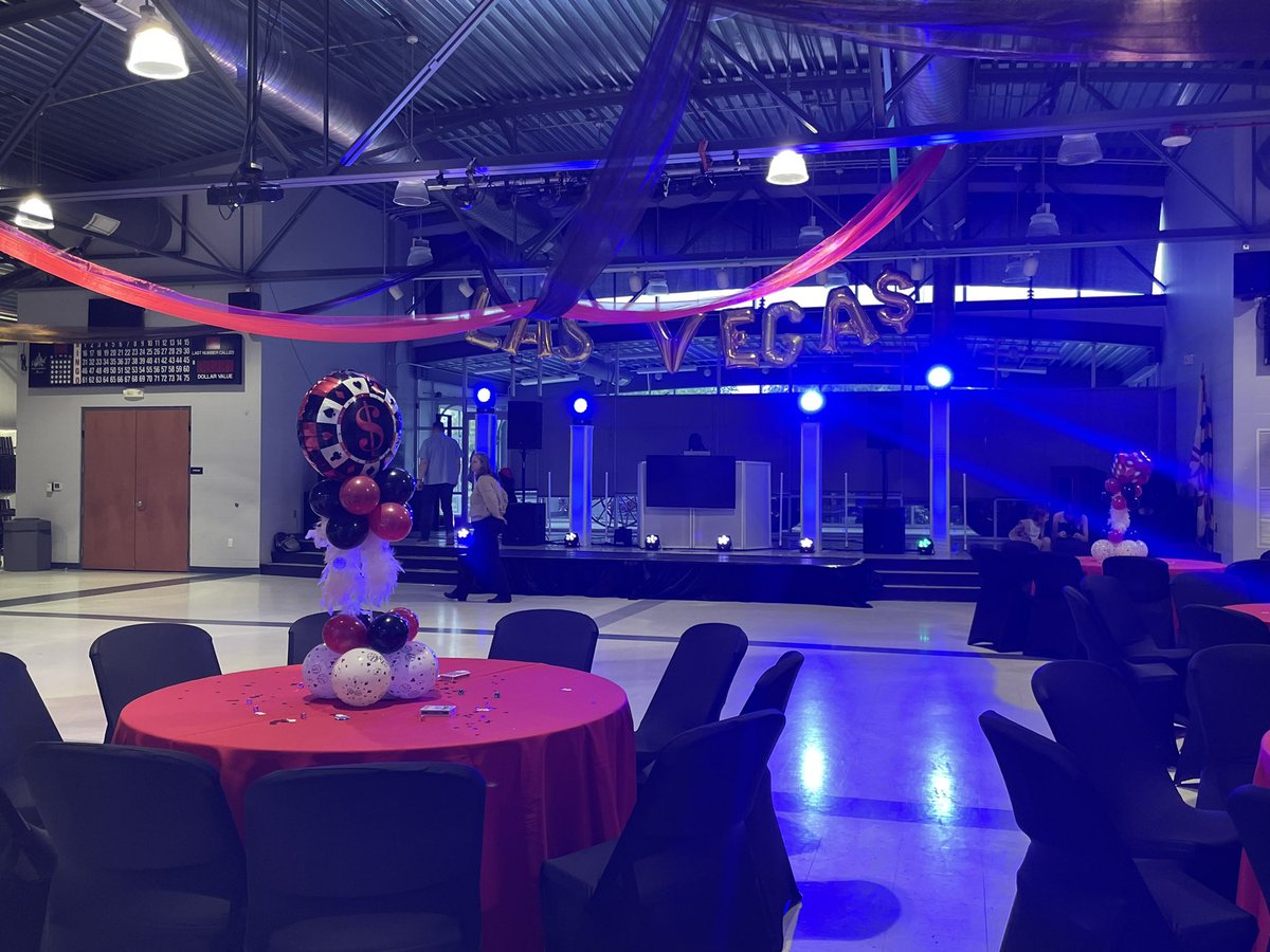 Brunswick High enjoyed “A Night In Vegas”! Thank you Junior Class Officers for your work planning and congratulations to our King &amp; Queen, Zach and Paige 👑