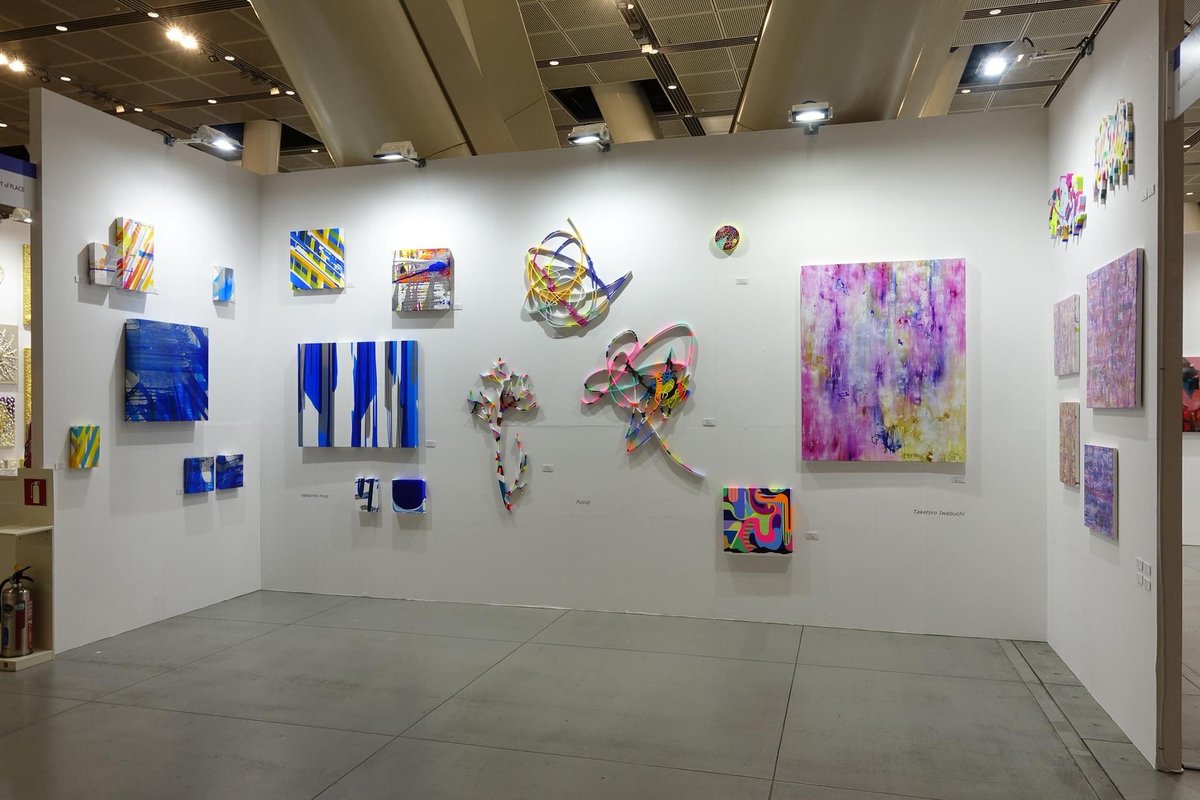 mugimugi78's tweet photo. [Art Fair/Archive]
ART FAIR TOKYO2023①
2023/03
📍東京国際フォーラム

＜SILVER＞シリーズ/2022-2023
＜multi LD＞シリーズ/2021-2022
acrylic on canvas

Gallery OUT of PLACE より
冬耳氏、岩渕毅弘氏と共に。
https://t.co/0K1I1ZORbn

#aft2023
#中島麦
#silver_nakajimamugi
#multi_LD https://t.co/WM7qv1Urm6