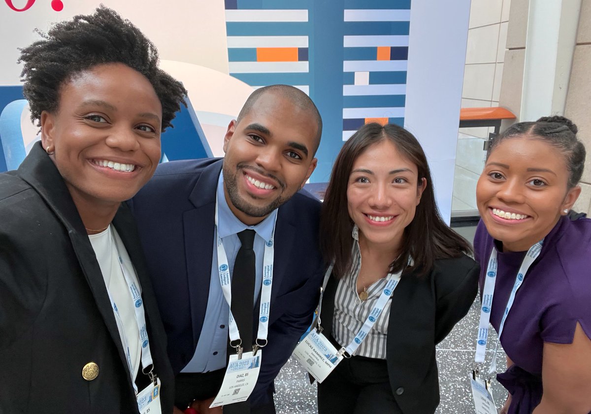 🔥 The incoming @UCSFUrology cohort has finally assembled today at #AUA23. @milucas__ @PeaceUOrji @JasmineLove23 @AmerUrological