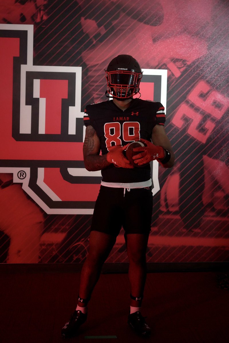 100% COMMITTED !! <a href="/LamarFootball/">Lamar University Football</a>