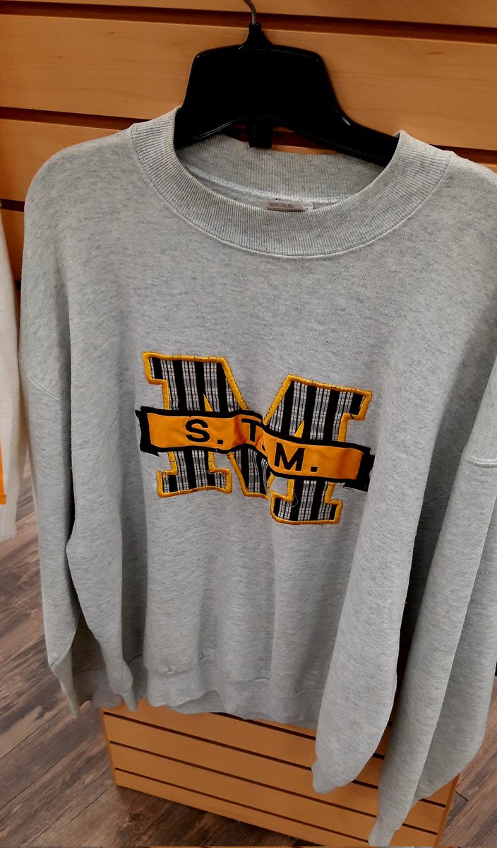 TedHudson_'s tweet photo. Returned to highschool 22 years later to celebrate STM's 50th anniversary.

@stmcss @stmcss50 #HamOnt https://t.co/EJA6wf8hg0