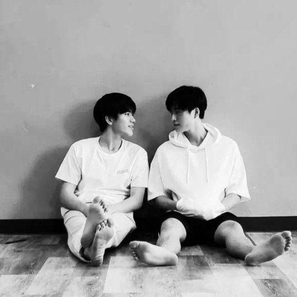 1th1nk_'s tweet photo. Onde Gemini e Fourth são atores e quando surge a oportunidade fazer um casal bl, eles começam a questionar seus sentimentos um pelo outro… https://t.co/ZboGgJwBEb