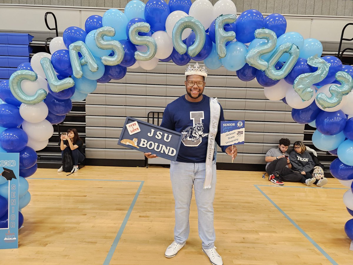 DTerryII2023's tweet photo. Ahead of #NationalDecisionDay, I am excited to say that I am #JSUReady!! Let's go #JSU27 #FutureBiomedicalEngineer https://t.co/I7TCcKfgJy
