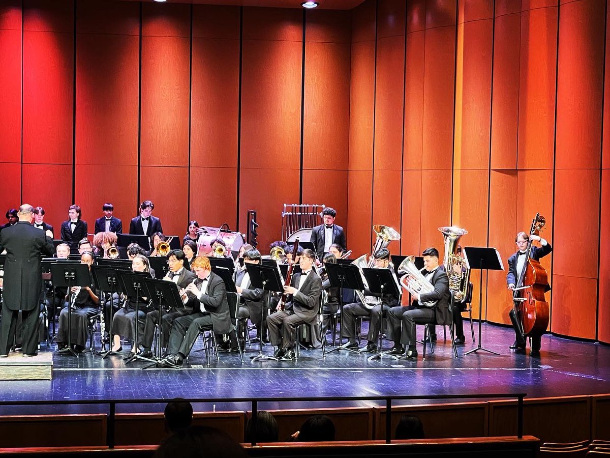 CMB1BandBooster's tweet photo. GHS Wind Ensemble performing at Penn for ISSMA State Qualifiers contest. #issma #2023 https://t.co/VkkcTOFFJG
