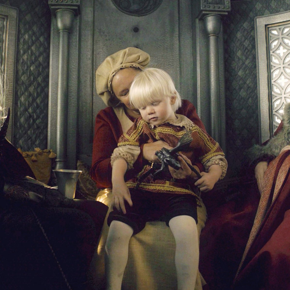 On Twitter we Almost Had Rhaenyra Bouncing Baby Aegon On Her Lap on-twitter-we-almost-had-rhaenyra-bouncing-baby-aegon-on-her-lap