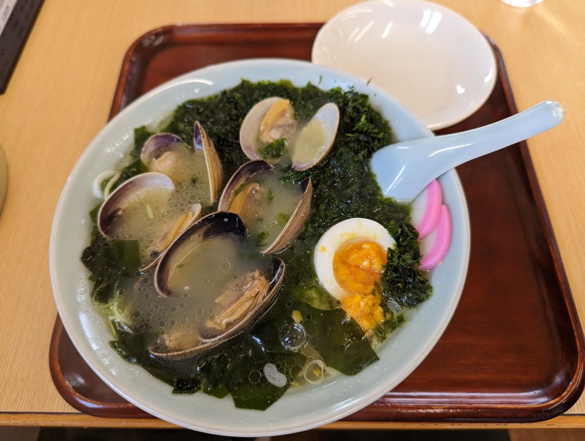 google_fun's tweet photo. #今日の昼飯 #TodayLunch
#Pixel6 #食テロ
#超絶ウルトラスペシャルランチ
土曜日は定番の『青のりアサリバターラーメン🍜』を頂きます。
(`・ω・´)ゞ マユ〜ッ❢ https://t.co/GGChpeFZIC