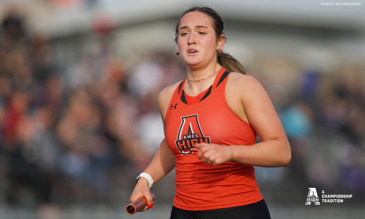 *another* 𝐒𝐂𝐇𝐎𝐎𝐋 𝐑𝐄𝐂𝐎𝐑𝐃✨

The 4x400 squad of Cameron Moon, Saylor Horras, Ali Frandsen, and Ellie Lynch will take the best Drake prelim time (3:53.66) in Saturday's finals.

Moon and Lynch were a part of the previous record (3:54.72, 2021)

#AChampionshipTradition