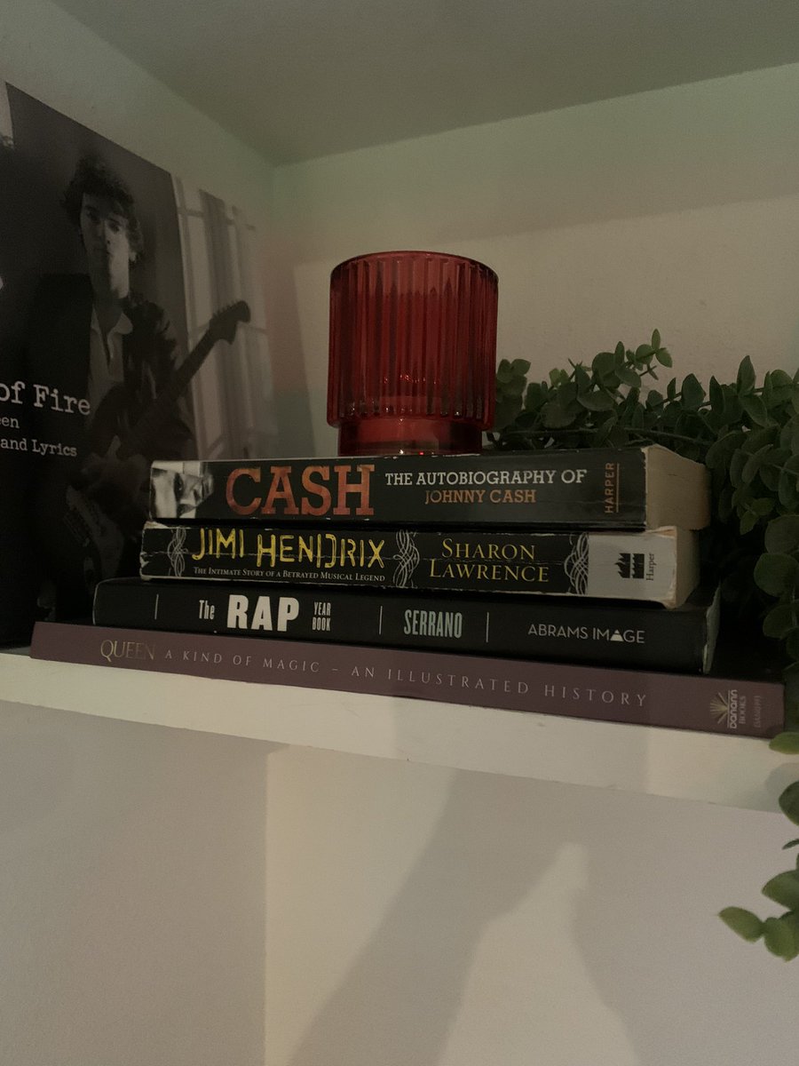 rtrev9's tweet photo. Walked into this AirBnB and saw this…. @SheaSerrano is in good company. https://t.co/yRxhhfPlLm