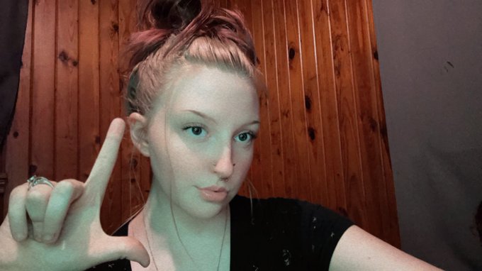 Nothing makes me more wet than draining your wallets and humiliating you😚 &bull;paypig &bull;findom &bull;femdom &bull;cashcow<a href="/tag/findom"class="tags"><span>#findom</span></a><a href="/tag/paypig"class="tags"><span>#paypig</span></a>