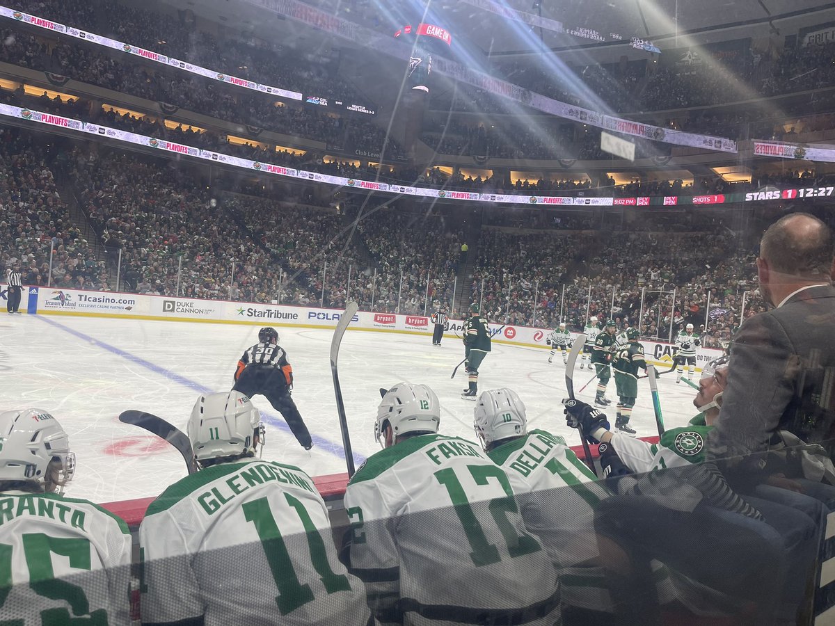 Mike Baur tweet media