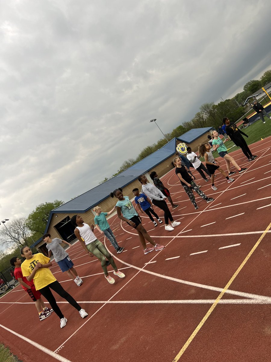 Super proud of Jeremiah and Arianna making it to the finals of the Fastest Kid in Independence! <a href="/Cassell_Park/">Cassell Park Elementary ISD</a> All the kids did great! Thanks <a href="/Coach_Rathke/">Tyler Rathke</a> for WC hosting it! #isdstrong #CPKnights