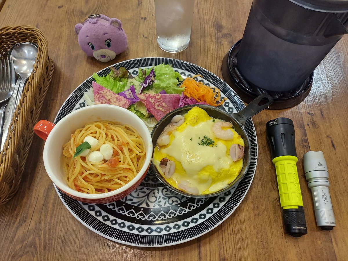 hg4eHPzmvVIEmWD's tweet photo. ドリア&amp;パスタ🍝🍴🦸(´-(ェ)-`;)♥️
#ライトアンドフード #SUREFIRE #G2D #FYL #KX3 #E1B #BackUp #シュアファイア https://t.co/Q9H4pSmFvj