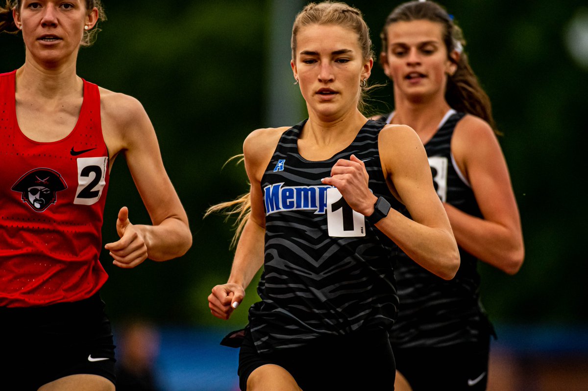 Memphis Invitational | 1,500m

Chloe Figgins wins the women's section (4:36.61) and Vincent Chenier finishes runner up on the men's side with a new PR time (3:47.19)!

#GoTigersGo