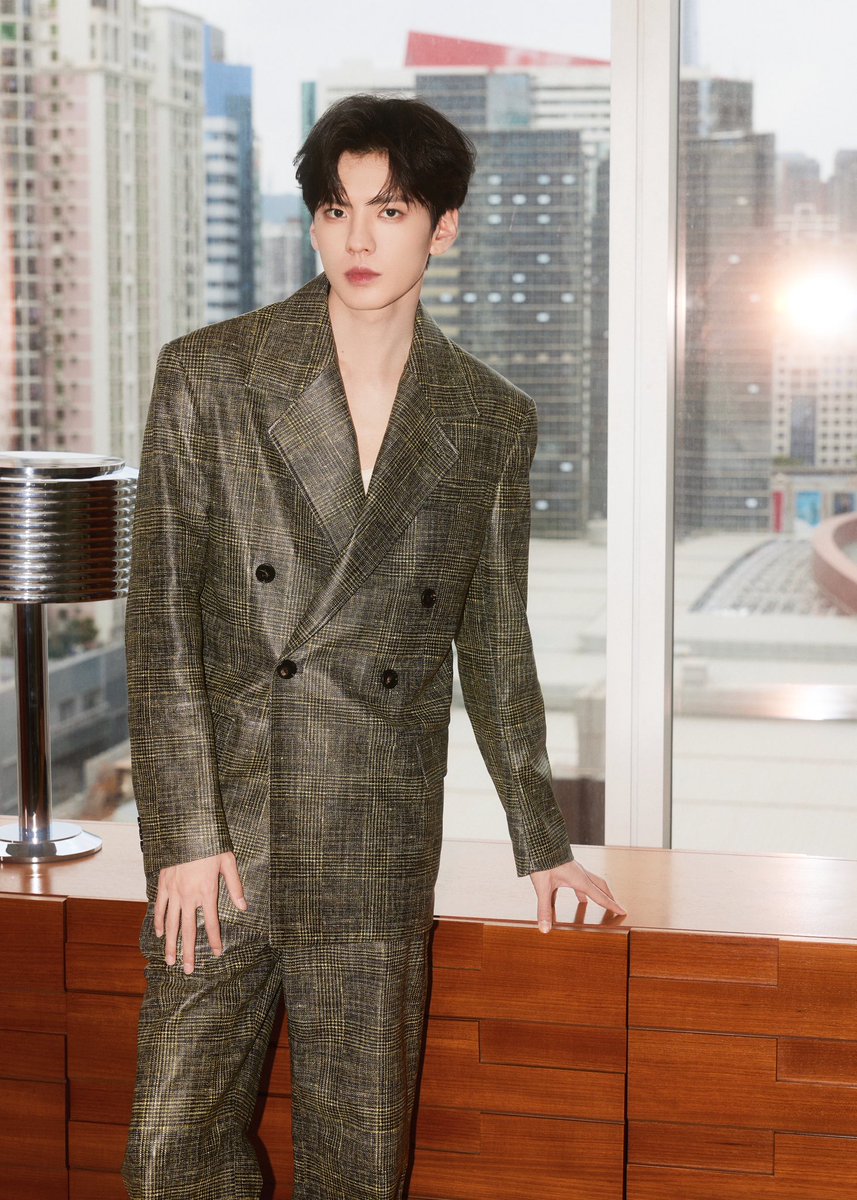 dramaskfan's tweet photo. #BiWenJun para o evento da marca Bottega Veneta em Shenzhen.
Mais fotos: https://t.co/THzfBD4OG8
#毕雯珺 #九霄寒夜暖 #WarmOnAColdNight #TheSilenceOfTheMonster #SeizingDreams #ALeagueOfNobleman #DuoMeng #NiChang #SweetTaiChi #InAClassOfHerOwn #cdrama #dorama https://t.co/gOPwDEE2Zg