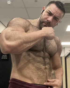 lopezsubdom's tweet photo. @thefindomking2 @TheFindomKing PIC1-2 UR BIGGER STRONGER SEXIER than @MasterAdonis1 PIC3-4.  @thefindomking2 U OVERPOWER him WRESTLING? @daviclassic @_Treviino @DanShoneye @maskbodybuilder @paul_jo1 @tyleriacona @igorgomms @JettWayneH @MuscleAlphaXXX @nobanana_4u @beatoffwitme https://t.co/WuUZObaoYj