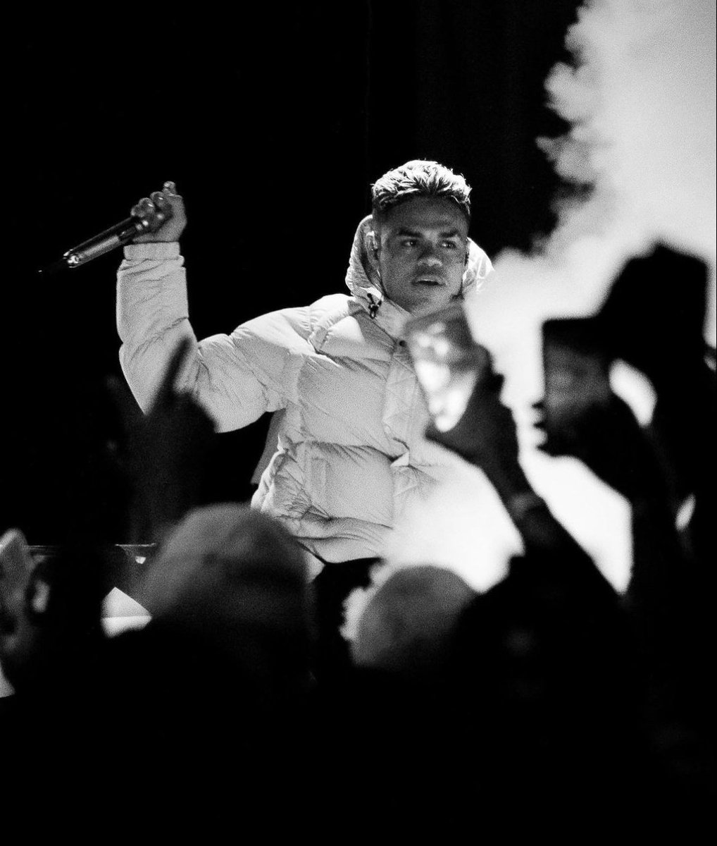 CabelinhoInfo's tweet photo. MC Cabelinho tem 7 músicas acima da marca de 100 milhões de visualizações no YouTube:

Poesia 6 (704M)
A Cara do Crime (316M)
X1 (211M)
Meu Mundo (168M)
Poesia 10 (157M)
Poesia 13 (112M)
Quebradas (107M) https://t.co/Y4yUbxMafi