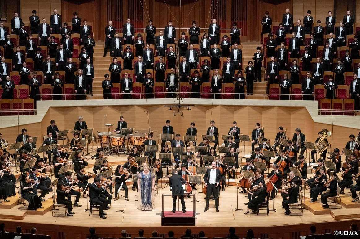 Japanphil's tweet photo. 昨日の第749回東京定期演奏会1日目を写真で少しだけ…
2日目の今日は、14時開演(サントリーホール)、13時20分～奥田佳道さんによるプレトークです
当日券は13時～A席、Ys席、配信有
インキネンさん首席指揮者最後の東京定期は、なんとご自身のお誕生日。シベリウスの《クレルヴォ》をお聴き逃しなく！ https://t.co/Wz2TecYjv2
