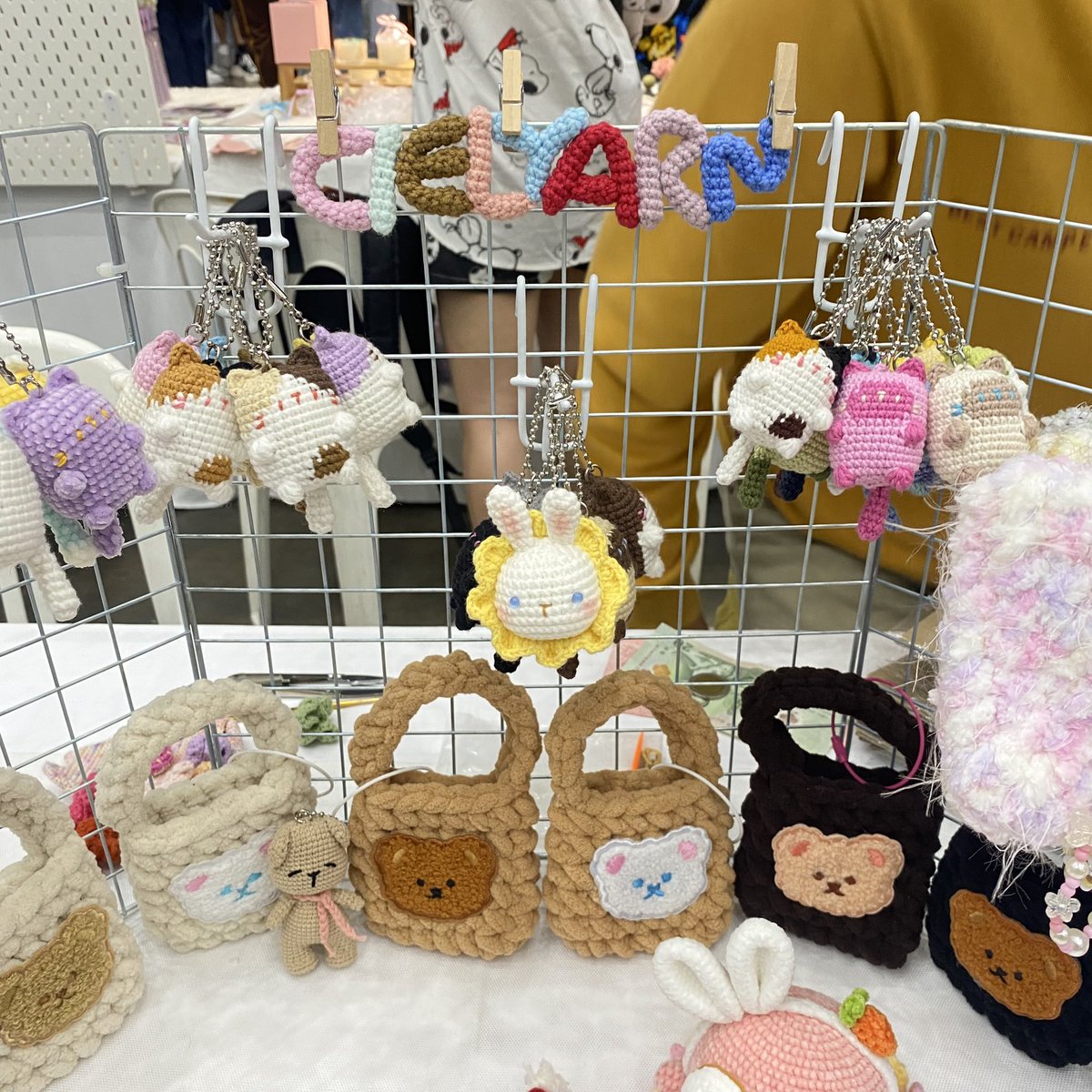 cielyarn's tweet image. พร้อมแล้วค่า🎉🎉 มาเจอกันที่งาน #dekdFair ได้เลยนะคั้บ💖
น้องแมวมาแน่นๆ ใครสนใจทัก dm มาสอบถามได้ค่า