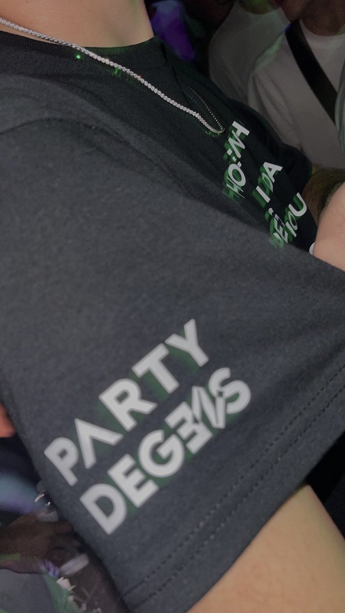 After a fantastic event where I met the <a href="/PartyDegens/">pd</a> community for the first time! enjoy the night with @Rochexx76  🤝

<a href="/eachotherparis/">EACH x OTHER</a> x <a href="/PartyDegens/">pd</a> 

#IMS2023 #PartyDegens