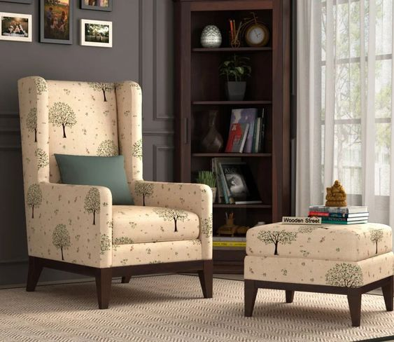 SunjayJK's tweet image. Beautiful, Comfy, Strong Lounge Chair, in Sheesham Wood &amp;amp; Cotton Fabric.
4.8/5🌟470 Ratings
@ Rs 18,000

A carpenter + upholster can custom-make it in 2 days in fabric n print of choice @ under Rs 12,000.

(standard design, so no cheating)#Chair #LoungeChair #WingChair #EasyChair