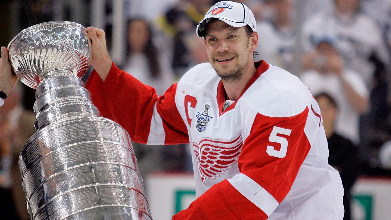 Happy birthday Nicklas Lidstrom! 