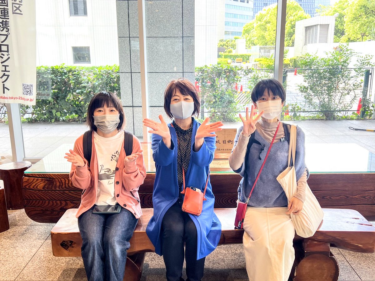 yasuspiegel's tweet photo. 5月5日のけんけんぱーくのメンバーです！！はやみけいさん、山崎みちるさん、冨田泰代です！！
2回目の回がまだお席がありますので、お申し込みお待ちしています。予約は四番町図書館まで。
0332396357🎏 https://t.co/CtF6GjH4N1