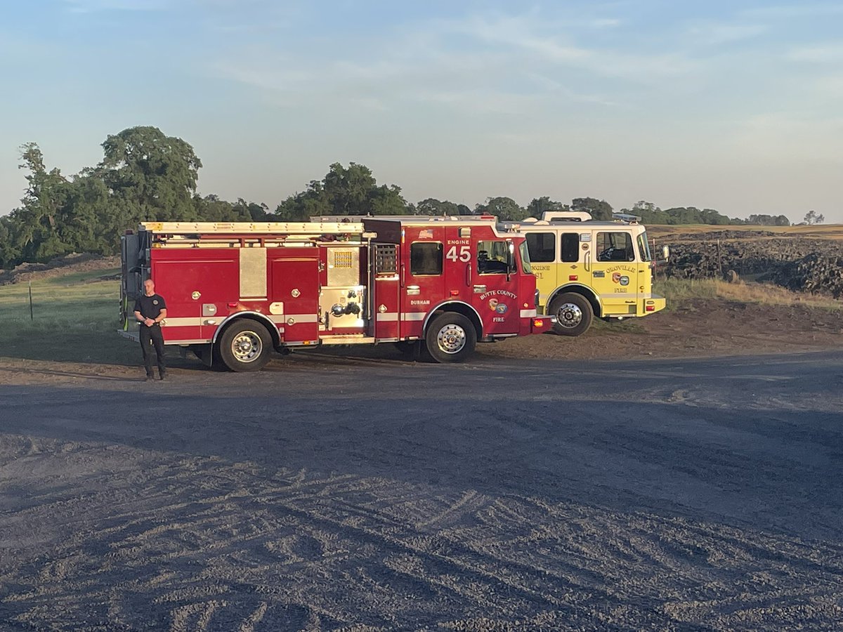 CALFIRE_ButteCo's tweet photo. Remote Area Medical at Table Mountain: Report of several hikers possibly requiring medical attention in the area of Ravine Falls. Responders are en route to the patients now. https://t.co/Ykw9t13V4o
