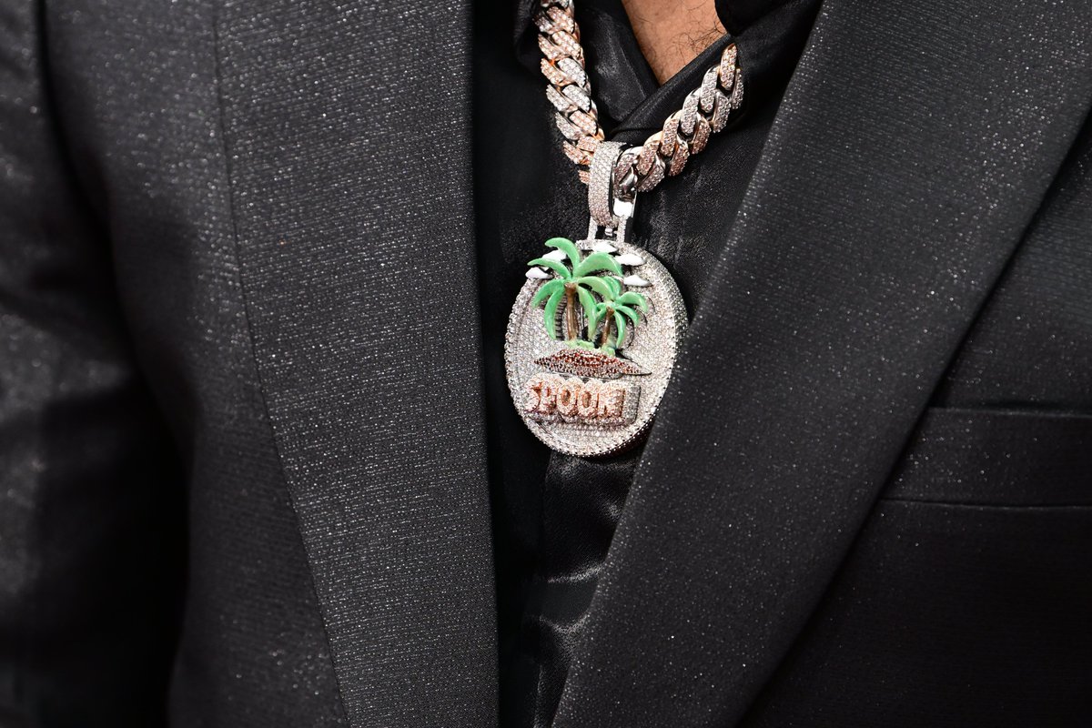 A moment for last night's #NFLDraft DRIP💎🧊🪩 cc: @tyreewilson77, @GVOaant, @DevonWitherspo1 & @jaxon_smith1 📸: @ESPNImages/@joshuagateley