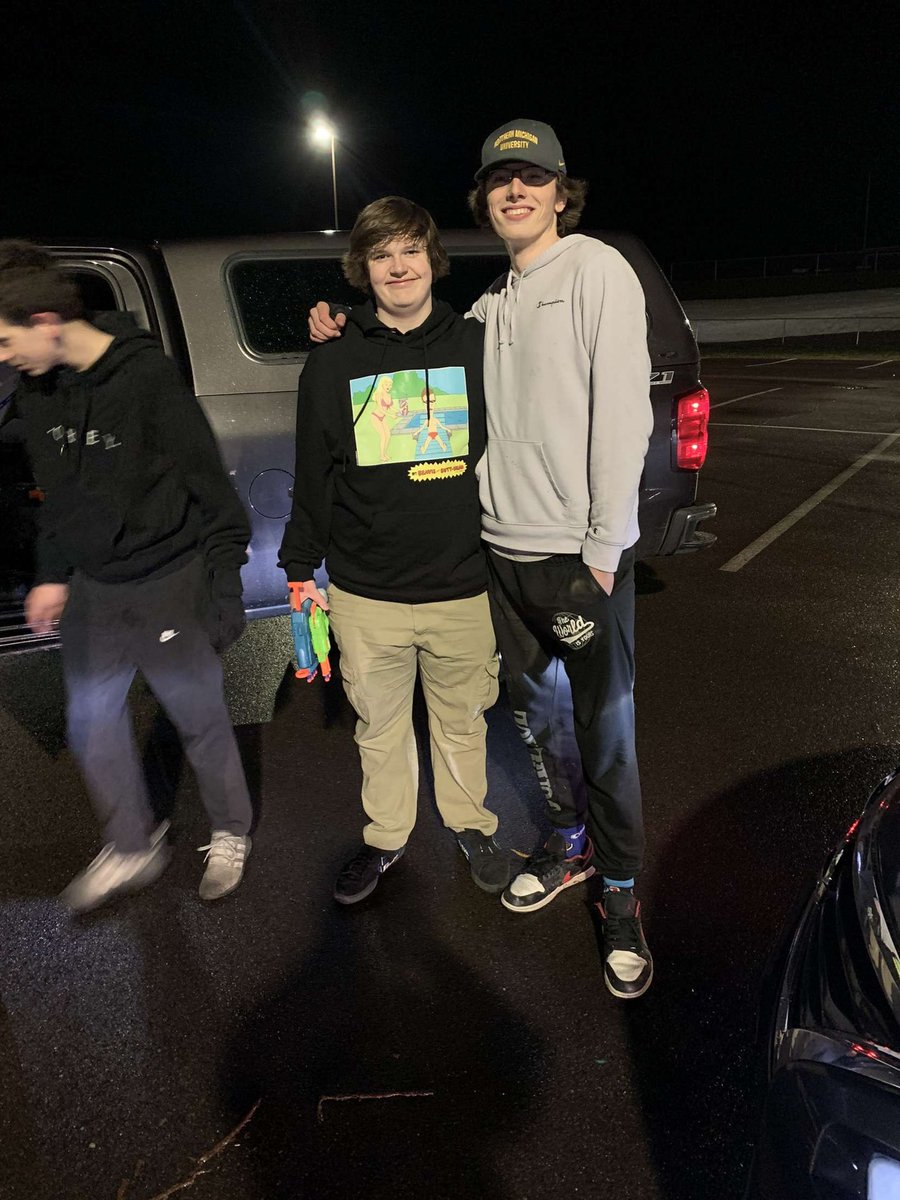 Rudnicki6Adam's tweet photo. @CecNerf Adam rudnicki of menace to sobriety kills fisher carr mobsters https://t.co/prsdCvdikc