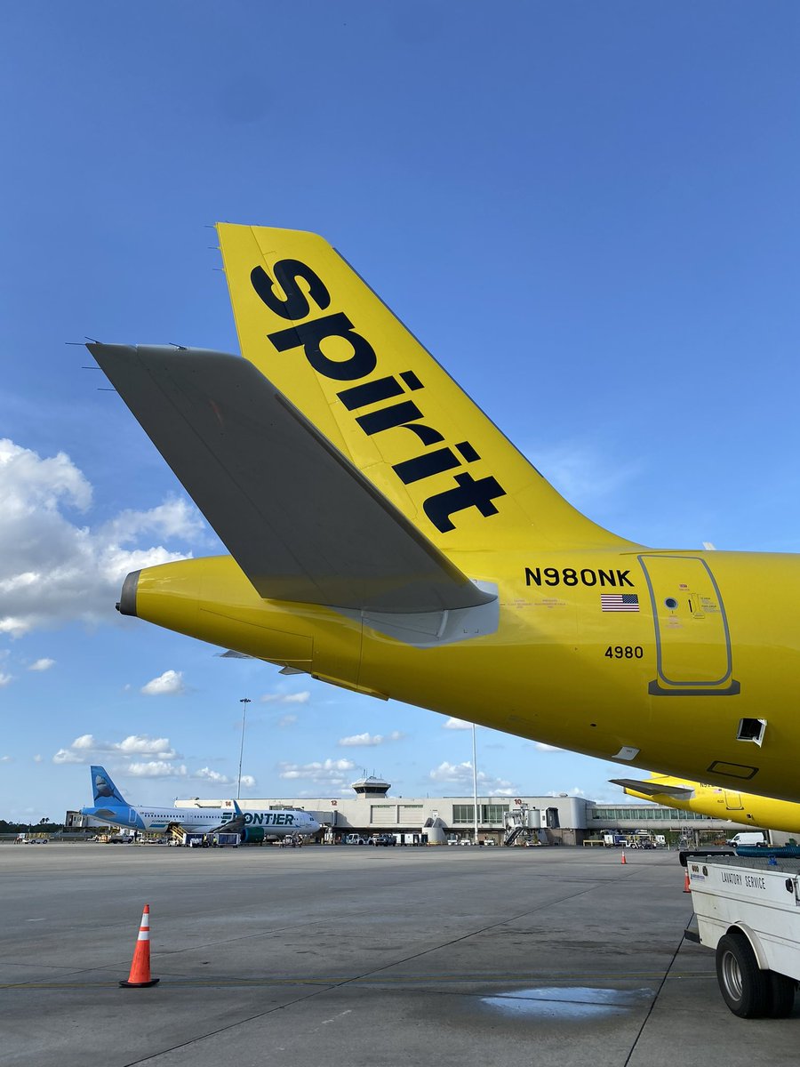 PilotShamir's tweet photo. I’m proud of being part of one of the greatest airlines in the US! #TeamYellow https://t.co/ubVkAmdSwu