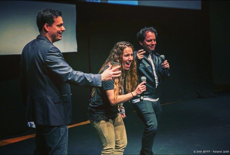 IsaacEzban's tweet photo. My 4 #BIFFF @bifff_festival presentations:
- April 2015 - Presenting #TheIncident and singing “Highway to Hell”
- April 2016 - #TheSimilars and singing “Its raining men”
- April 2018 - #Parallel, singing “Man in the Mirror”
- April 2023 - #MalDeOjo, singing “Season of thr Witch” https://t.co/3ih7sGX8Mn