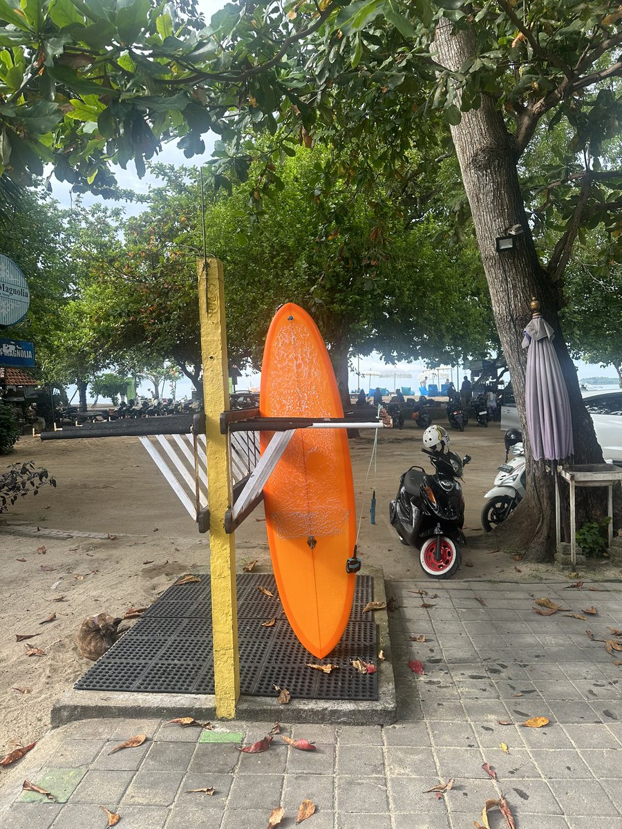masa_o1173's tweet photo. 久しぶりにローカルポイントでサーフィン🏄♂️🏄♂️
なかなか良い波でリハビリには丁度良かった😊👍
少しでも上達できるように楽しみます✋✋
#Bali #surfing #sanur #localpoint #babyreef https://t.co/1j9mmHiKye