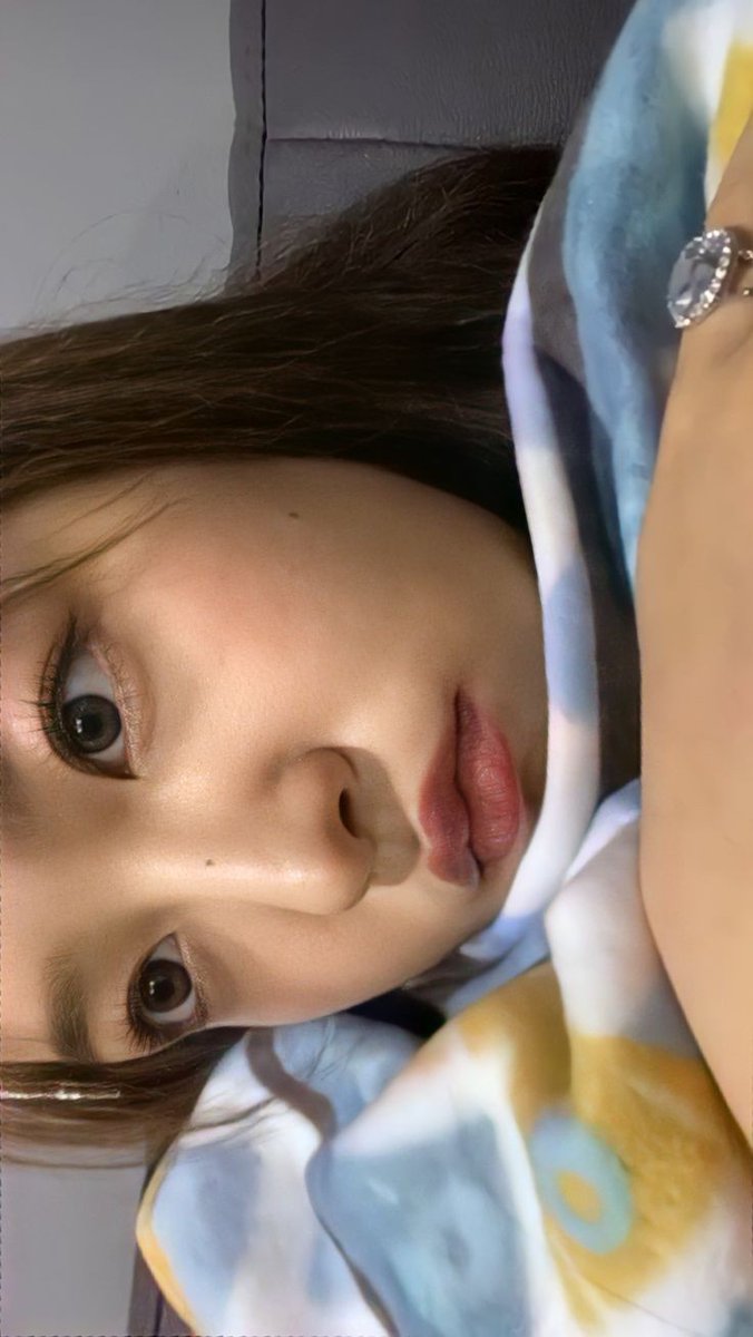 uck_olivia's tweet photo. @ 𝒊𝒍𝒐𝒗𝒆𝒐𝒍𝒊𝒗𝒊𝒂 update on #UCGRAM
Sexta-feira assim... amo o friozinho 🥶 https://t.co/QA47ejsq5d