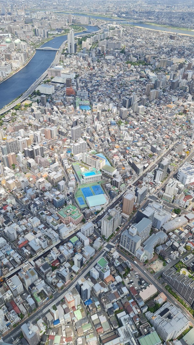 estu_arini's tweet photo. Tokyo Sky Tree https://t.co/ukLOaOtCex