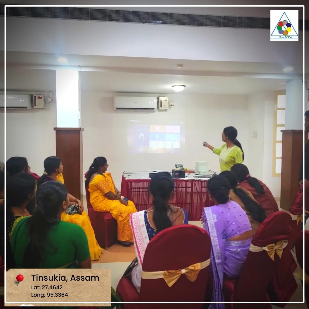 sestaorgindia's tweet image. USAID in collaboration with JSI, @asrlmassam  and SeSTA under the project 'USAID Advancing Nutrition India' organized a training on video dissemination to the community cadres of Itakhuli and Kakopothar blocks. 
#nutrition #nutritioncoach #womenfarmers #farming #farmlife