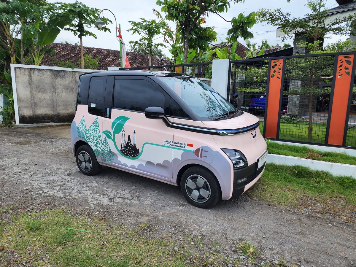 ridwanhr's tweet photo. @shitlicious Sebenarnya gue ada solusi yang lebih mudah dan murah lit, cuma lu kan senengnya ribet 🏃 https://t.co/IFGQBo8Cnl