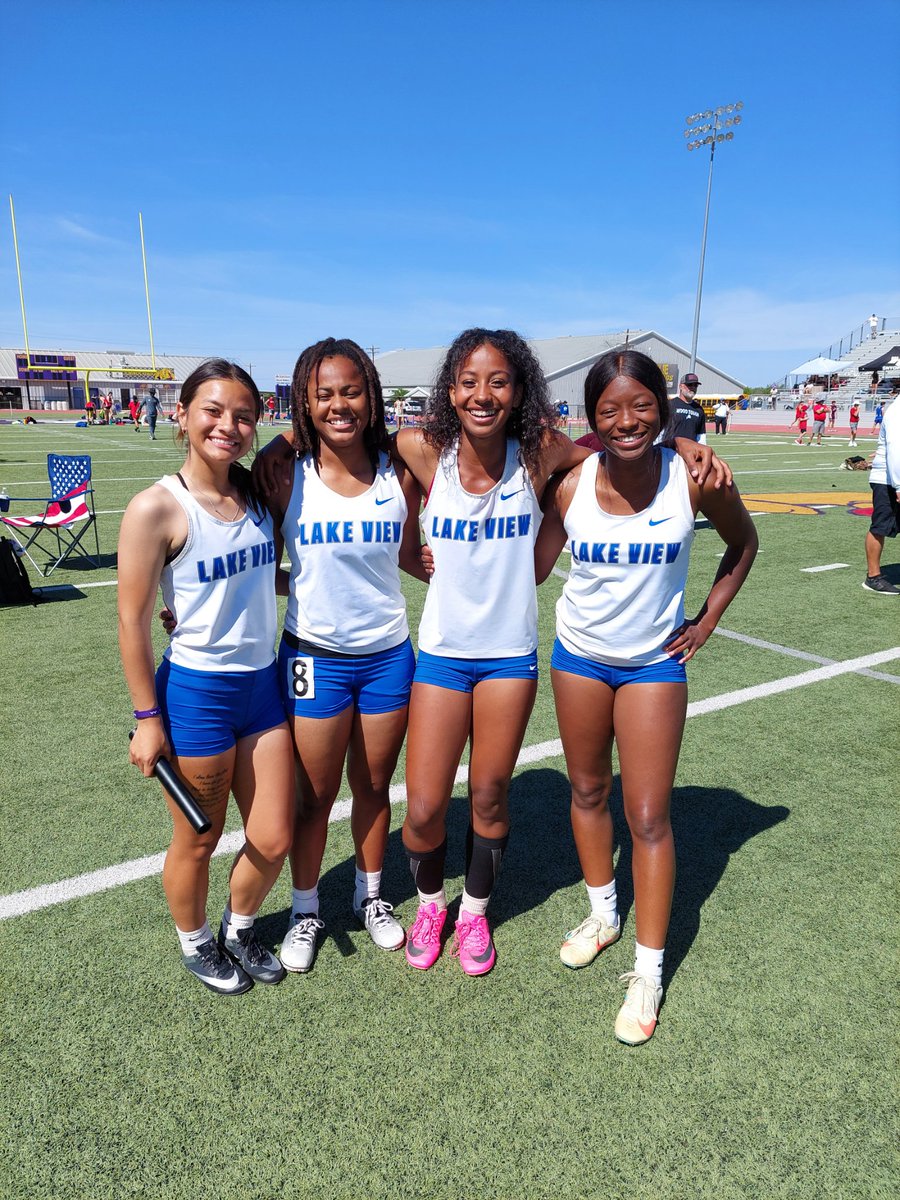 ElishaKentner's tweet photo. Your Maidens made finals in the 4x100m! @sa_lakeviewHS @SAISD_Athletics https://t.co/gWJ8rqZPkv