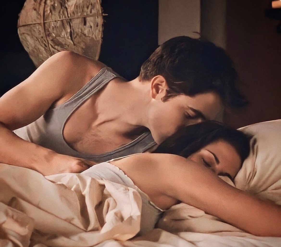 twilight edits tweet media